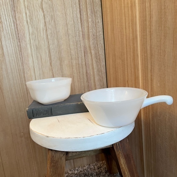 Fire king anchor hocking‎ milk glass handle soup bowl set - Picture 3 of 11